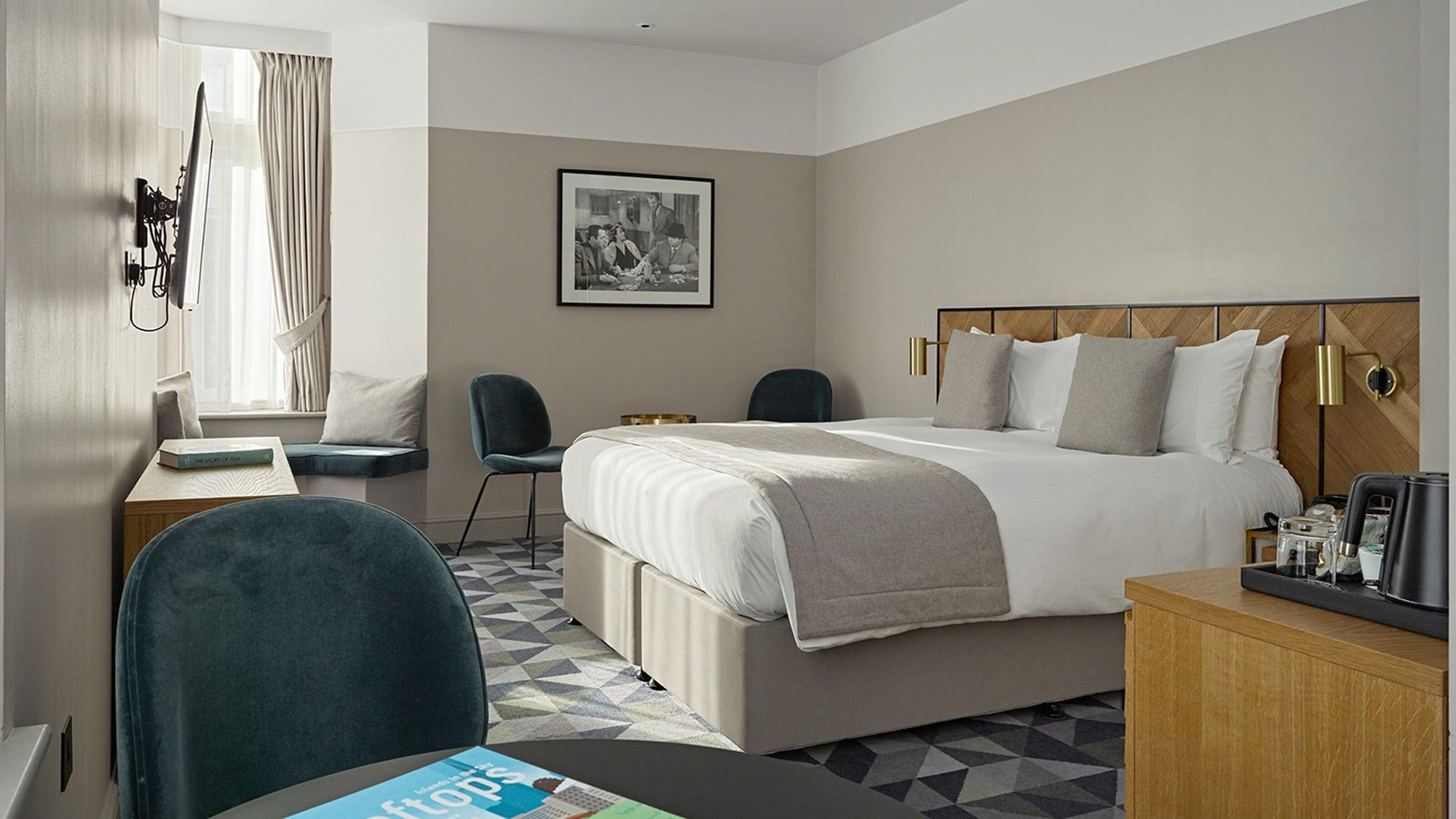 Victory House Leicester Square 4* Londra